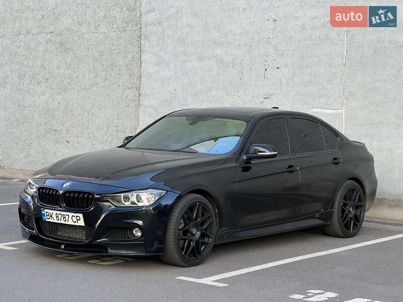 Седан BMW 3 Series 2014 в Ровно