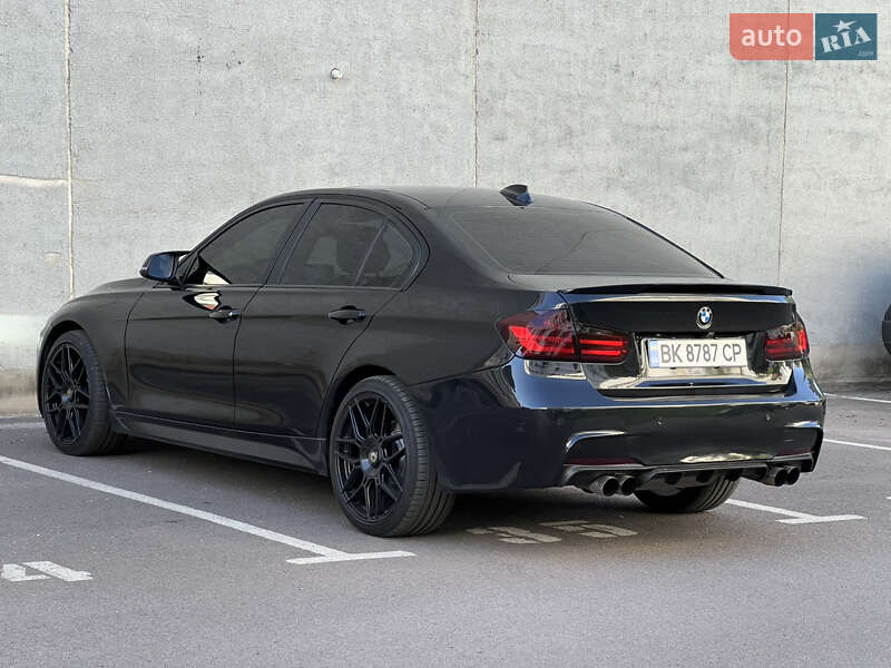 Седан BMW 3 Series 2014 в Ровно