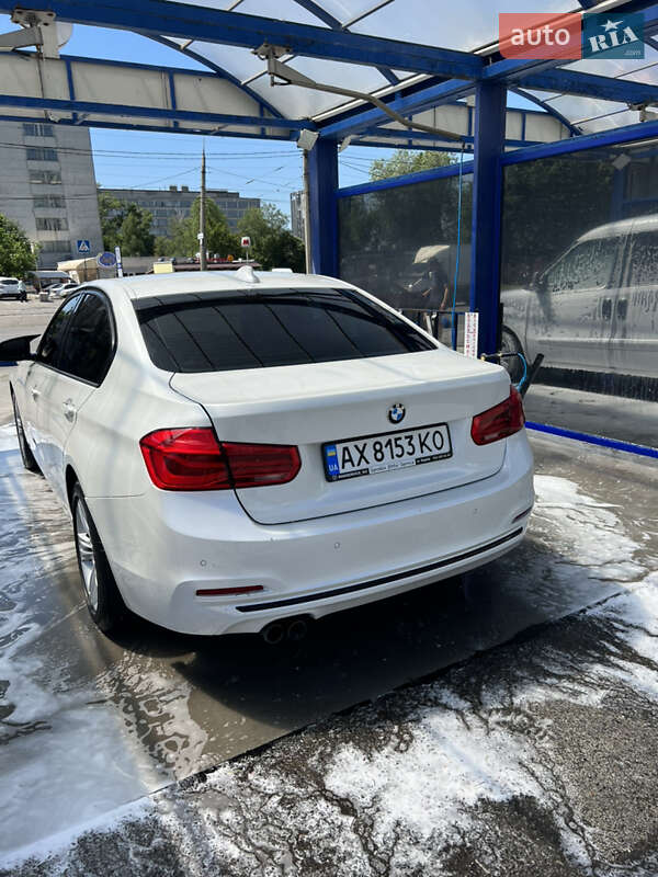 Седан BMW 3 Series 2015 в Харькове
