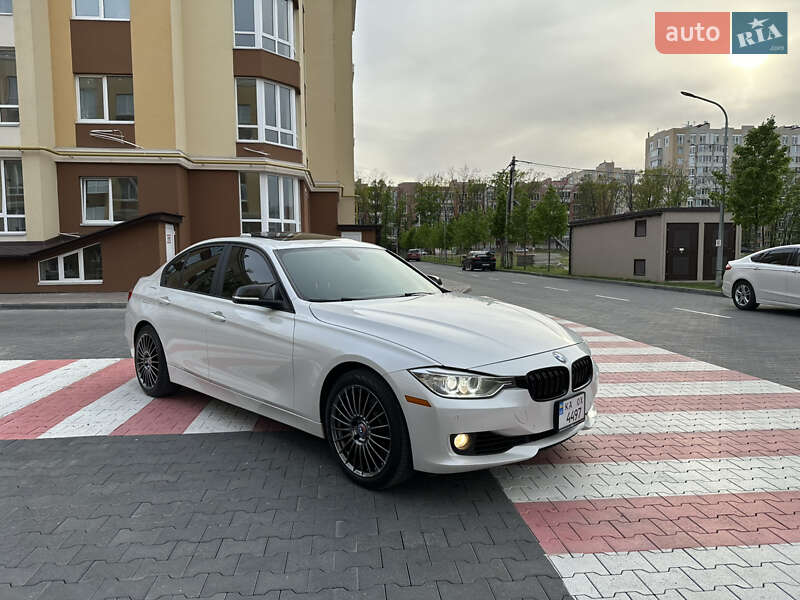 Седан BMW 3 Series 2014 в Киеве