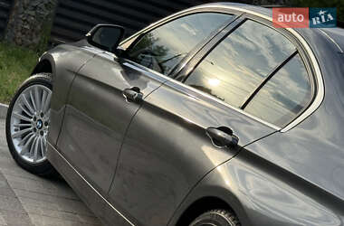 Седан BMW 3 Series 2013 в 