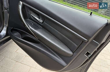 Седан BMW 3 Series 2013 в 