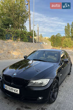Седан BMW 3 Series 2010 в Виннице