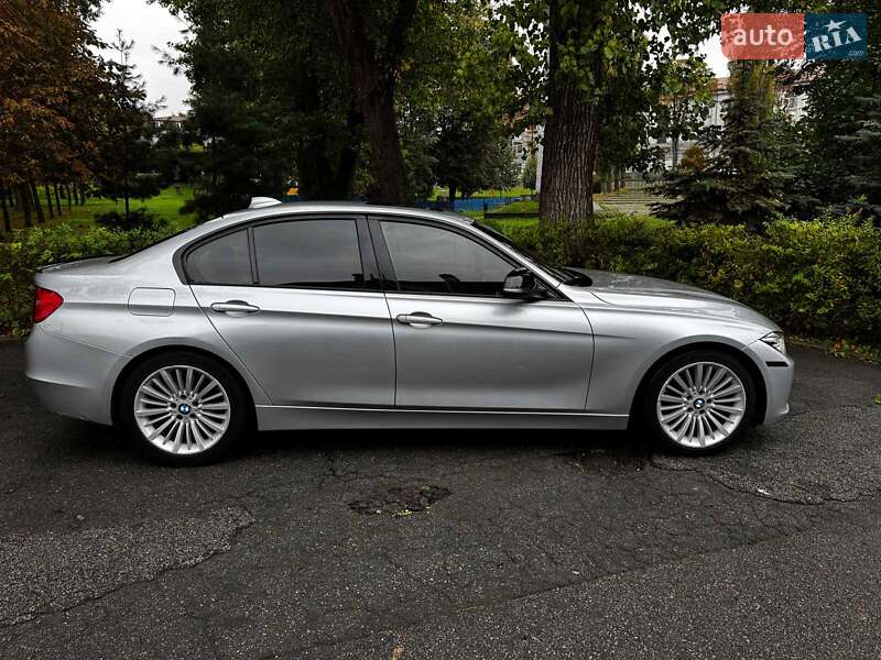 Седан BMW 3 Series 2012 в Киеве