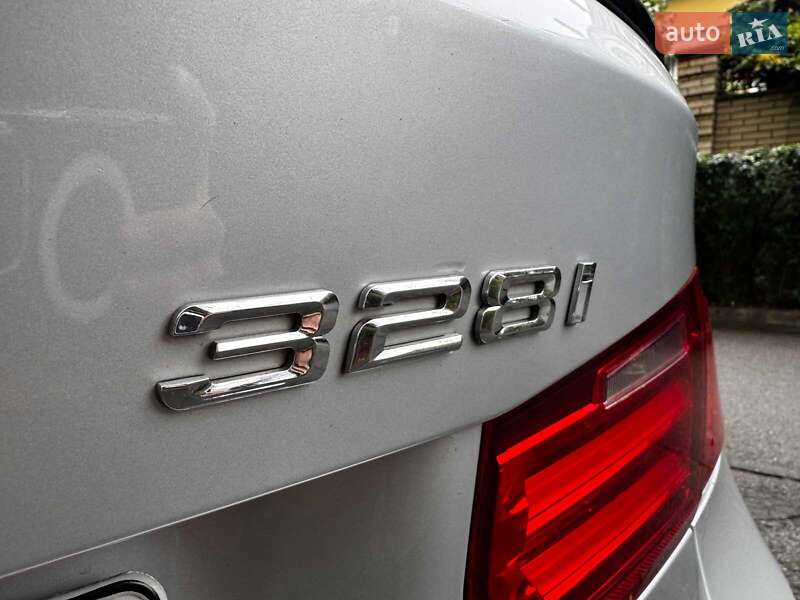 Седан BMW 3 Series 2012 в Киеве