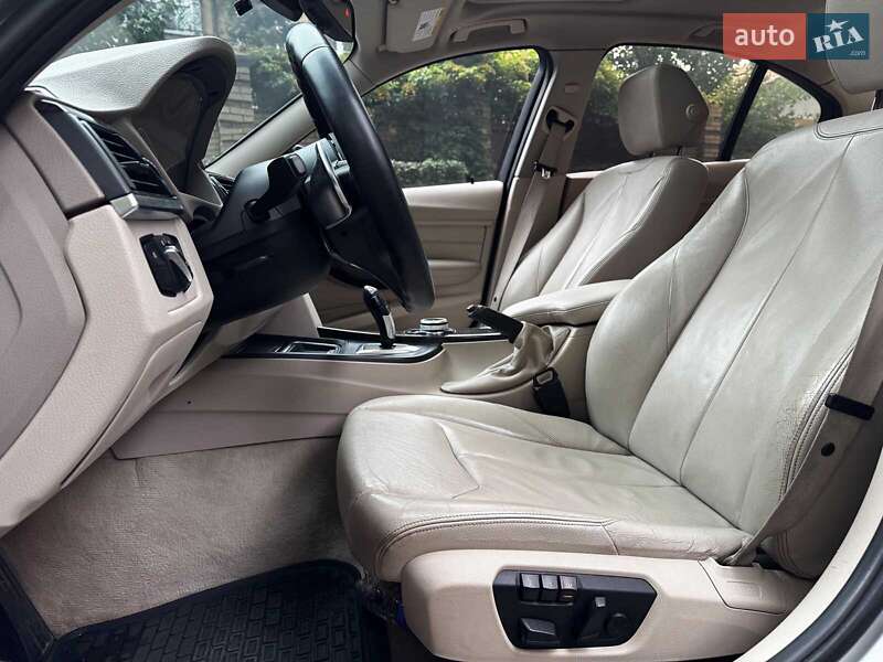 Седан BMW 3 Series 2012 в Киеве