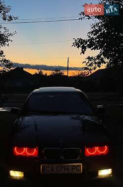 Седан BMW 3 Series 1996 в Кропивницком