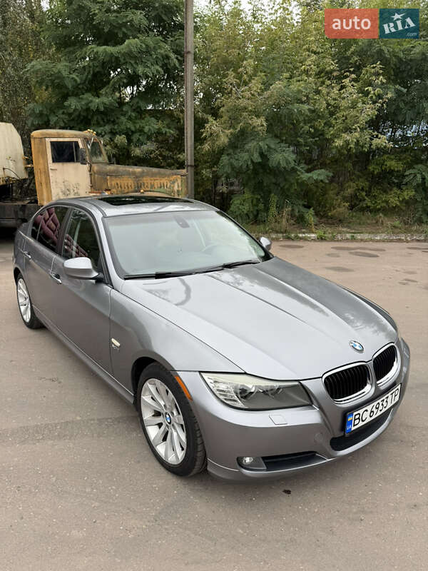 Седан BMW 3 Series 2011 в Шептицькому