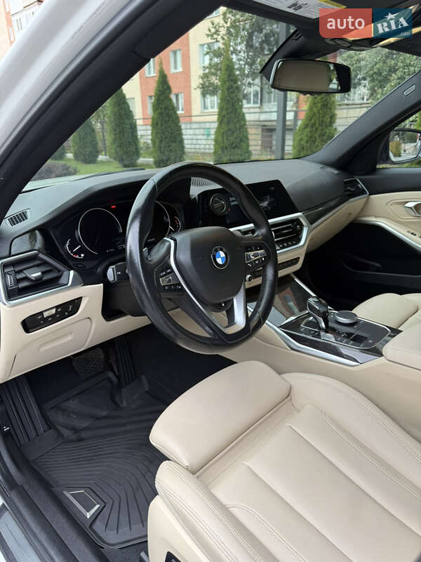 Седан BMW 3 Series 2019 в Александрие