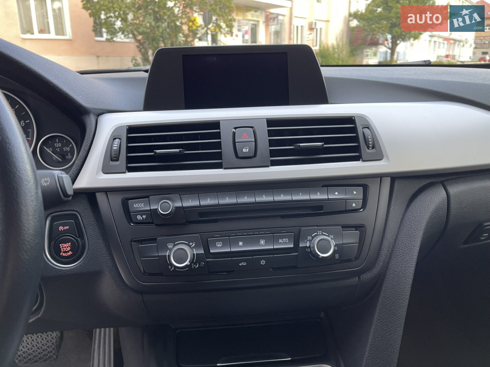 2012 BMW 3er - мініатюра 35