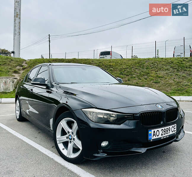 Седан BMW 3 Series 2014 в Виннице