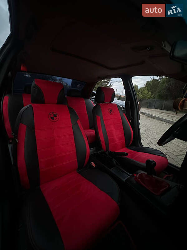 Седан BMW 3 Series 1993 в Ивано-Франковске