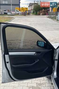 Седан BMW 3 Series 2004 в  фото 9 Седан BMW 3 Series 2004 в