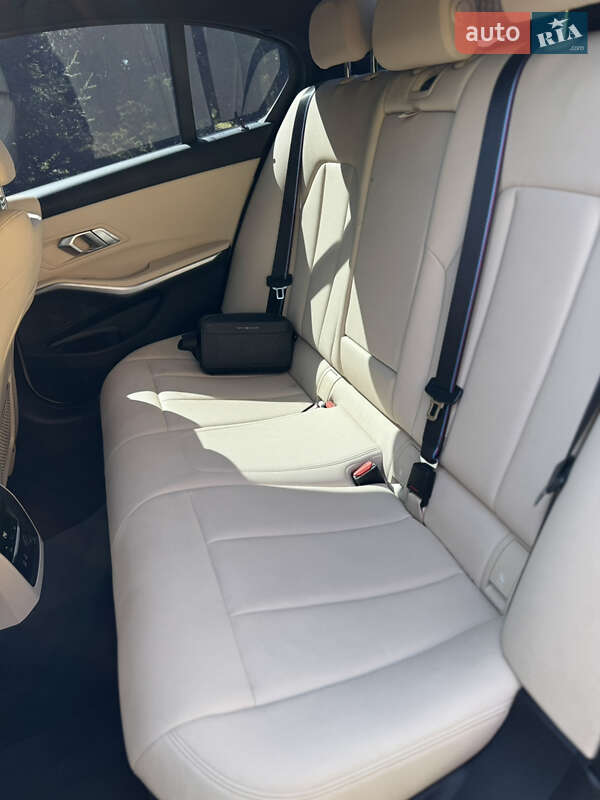 Седан BMW 3 Series 2019 в Рокитном фото 9 Седан BMW 3 Series 2019 в Рокитном