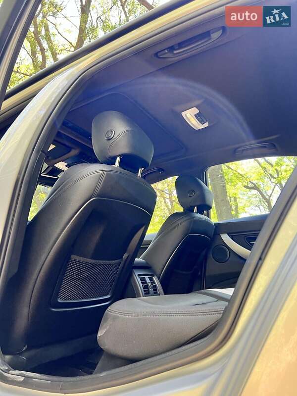 Седан BMW 3 Series 2016 в Одессе фото 13 Седан BMW 3 Series 2016 в Одессе