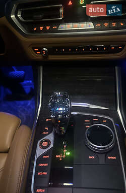 Седан BMW 3 Series 2021 в Львове