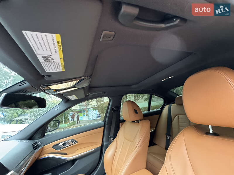 Седан BMW 3 Series 2019 в Києві