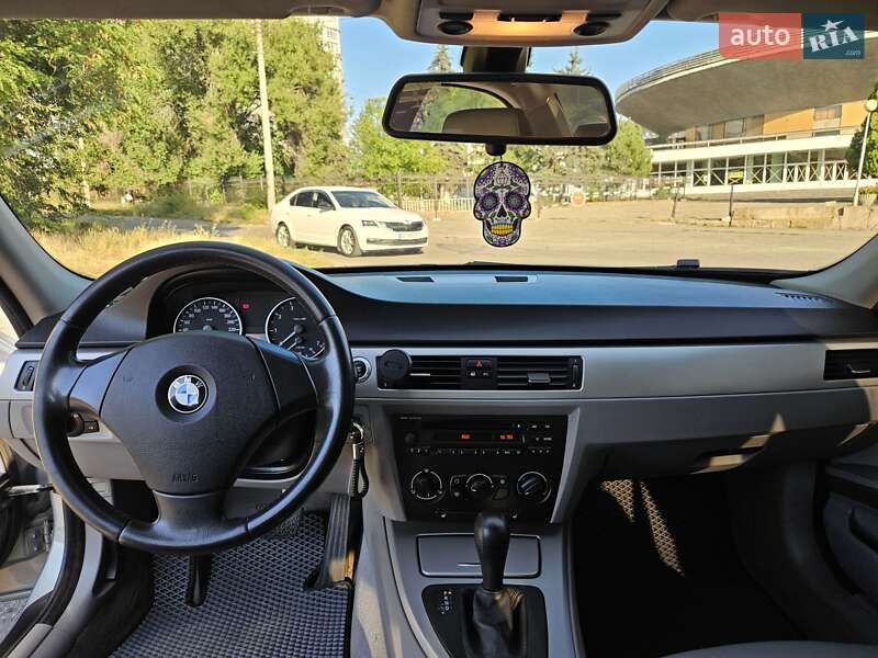 Седан BMW 3 Series 2005 в Запорожье фото 6 Седан BMW 3 Series 2005 в Запорожье