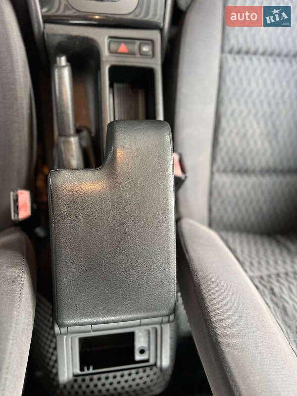 Седан BMW 3 Series 2000 в Запорожье фото 26 Седан BMW 3 Series 2000 в Запорожье