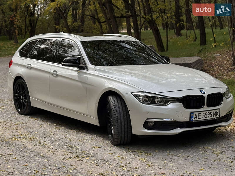 Универсал BMW 3 Series 2017 в Днепре фото 26 Универсал BMW 3 Series 2017 в Днепре