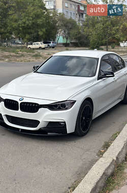Седан BMW 3 Series 2012 в Первомайске