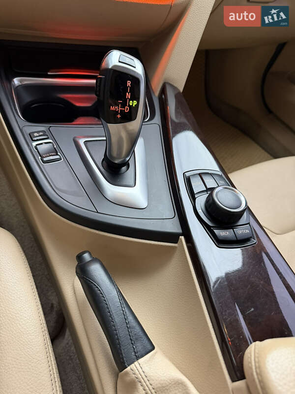 Седан BMW 3 Series 2013 в Києві фото 30 Седан BMW 3 Series 2013 в Києві