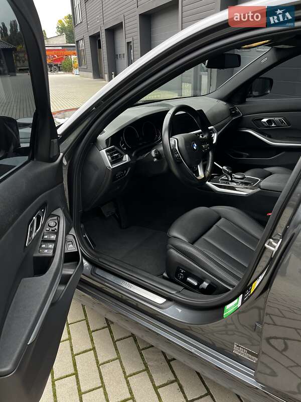 Седан BMW 3 Series 2019 в Киеве фото 19 Седан BMW 3 Series 2019 в Киеве