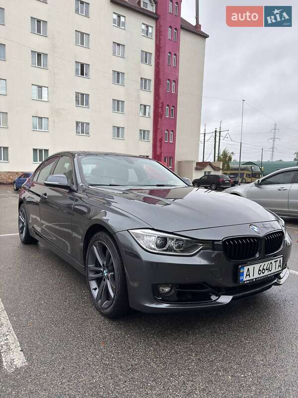 Седан BMW 3 Series 2012 в Вышгороде