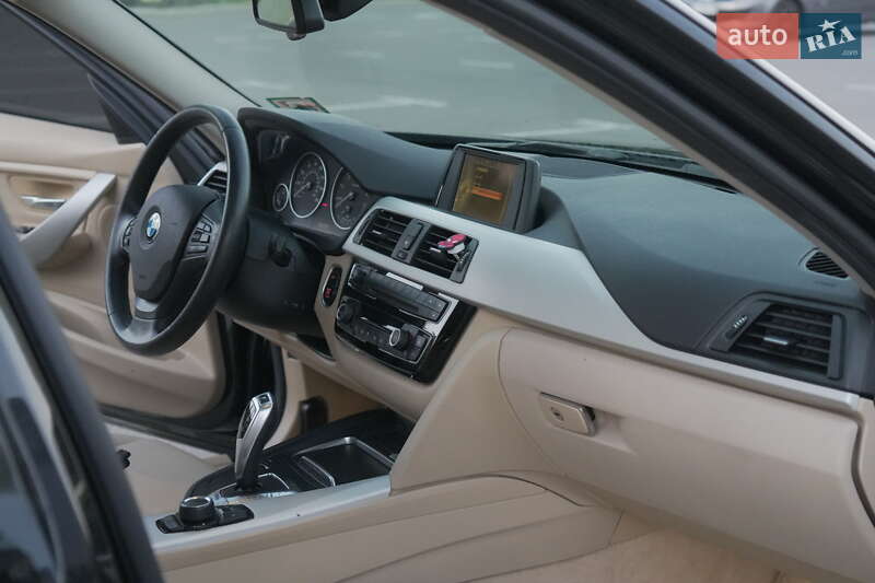 Седан BMW 3 Series 2016 в Києві фото 17 Седан BMW 3 Series 2016 в Києві