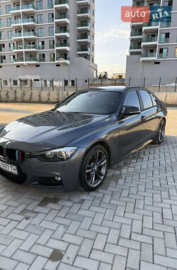 Седан BMW 3 Series 2015 в Одессе