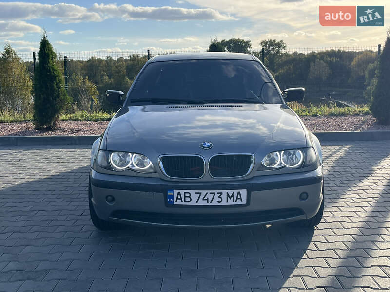 Седан BMW 3 Series 2004 в Виннице