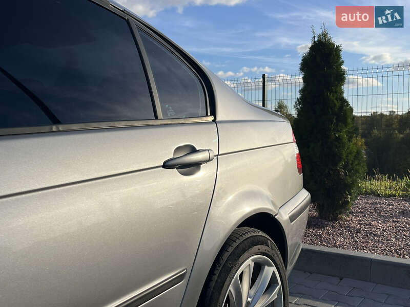 Седан BMW 3 Series 2004 в Виннице