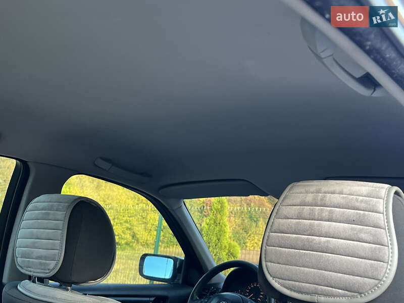 Седан BMW 3 Series 2004 в Виннице