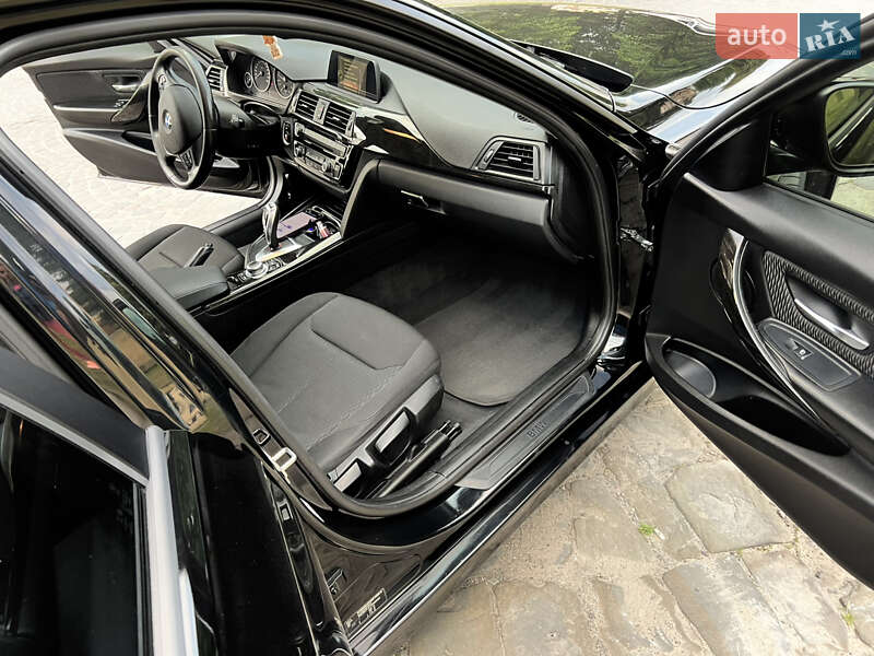 Седан BMW 3 Series 2017 в Львове фото 30 Седан BMW 3 Series 2017 в Львове