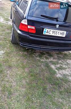 Универсал BMW 3 Series 2004 в  фото 3 Универсал BMW 3 Series 2004 в