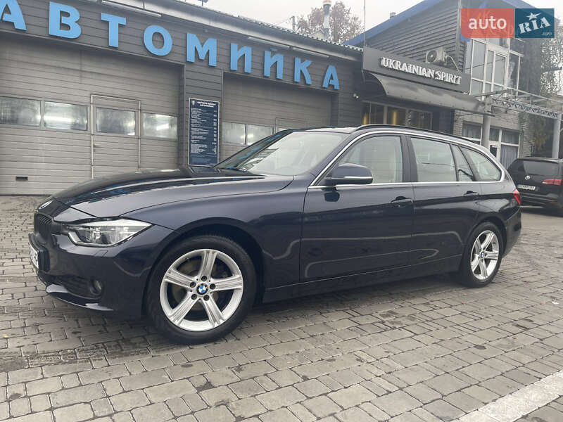 Универсал BMW 3 Series 2015 в Киеве