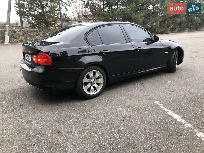 Седан BMW 3 Series 2010 в Вінниці