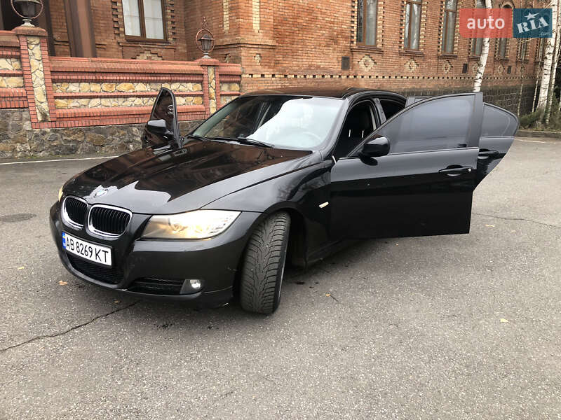 Седан BMW 3 Series 2010 в Вінниці