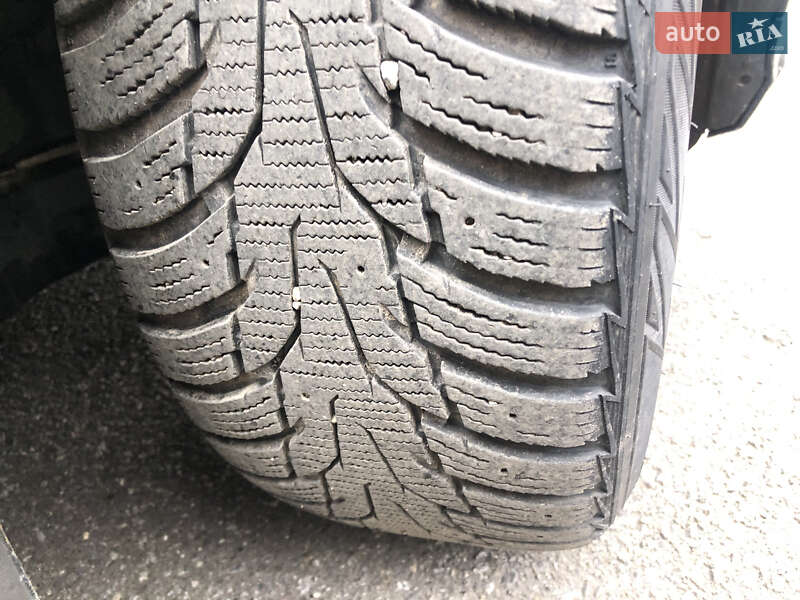 Седан BMW 3 Series 2010 в Вінниці