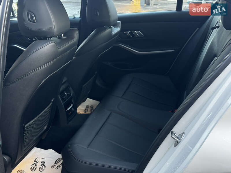 Седан BMW 3 Series 2019 в Днепре фото 22 Седан BMW 3 Series 2019 в Днепре