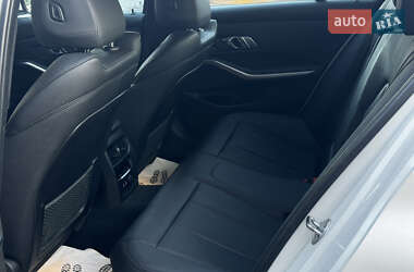 Седан BMW 3 Series 2019 в 