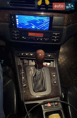 Седан BMW 3 Series 2000 в  фото 8 Седан BMW 3 Series 2000 в