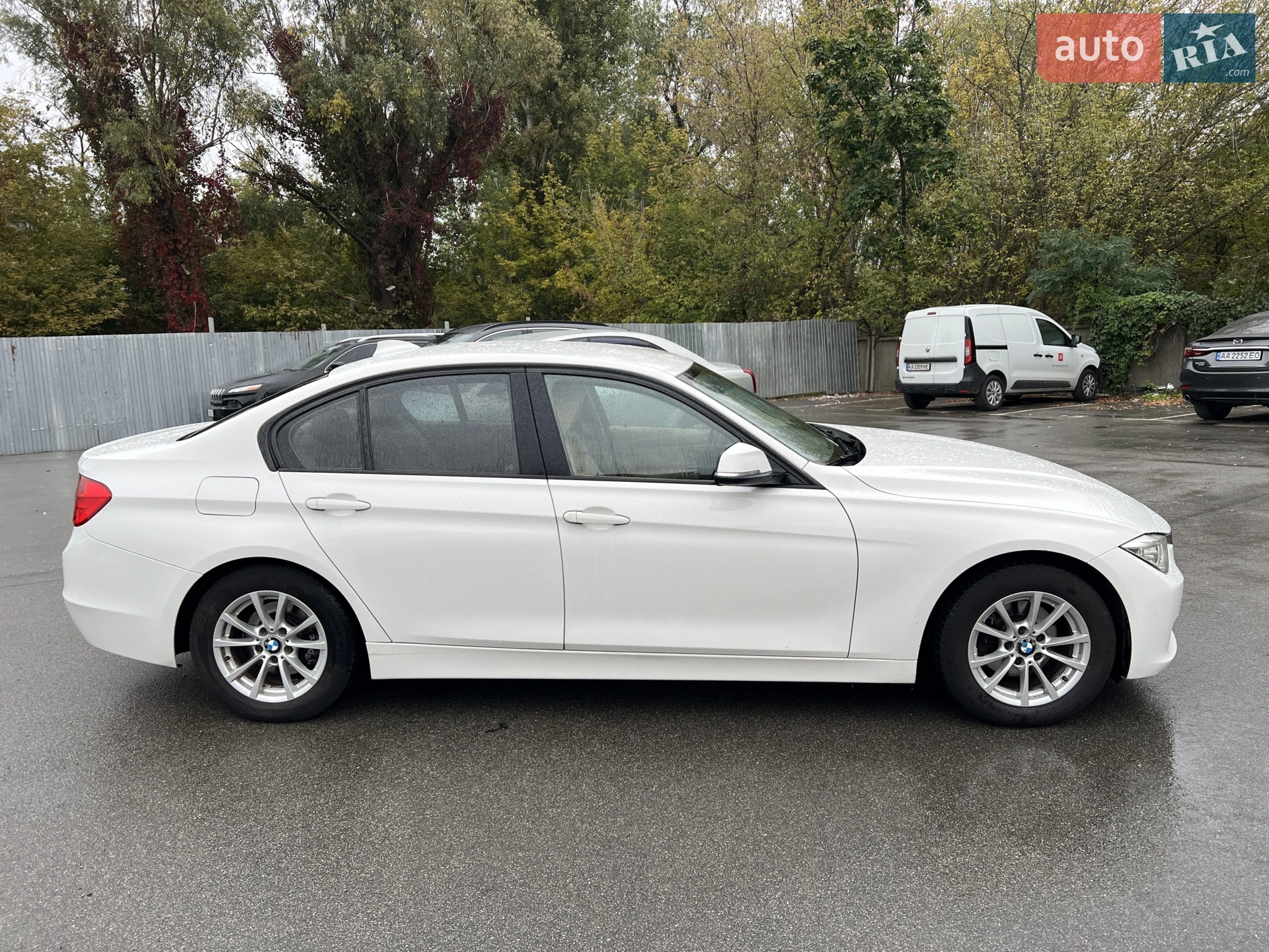 2012 BMW 3er - мініатюра 6