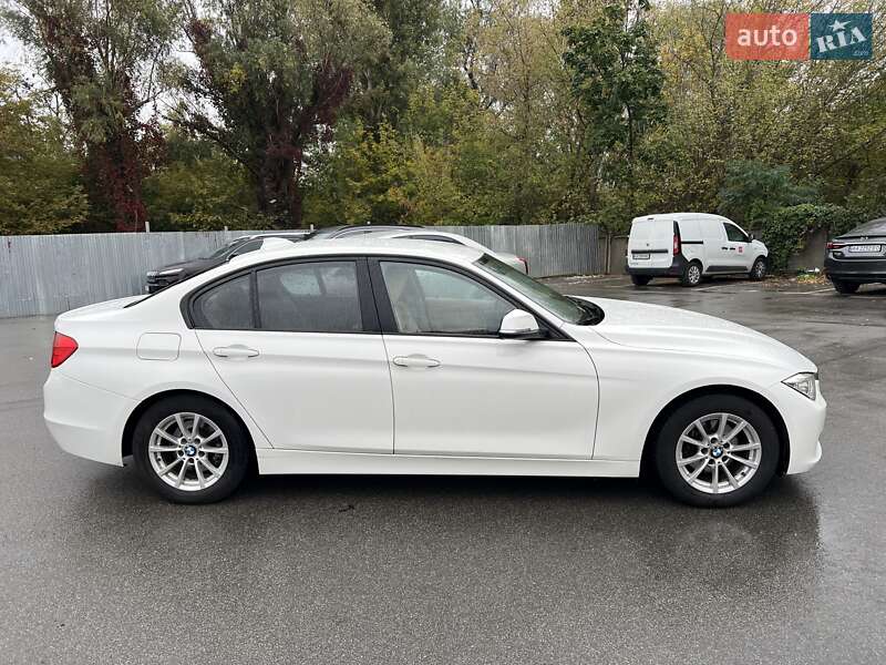 Седан BMW 3 Series 2012 в Киеве фото 6 Седан BMW 3 Series 2012 в Киеве