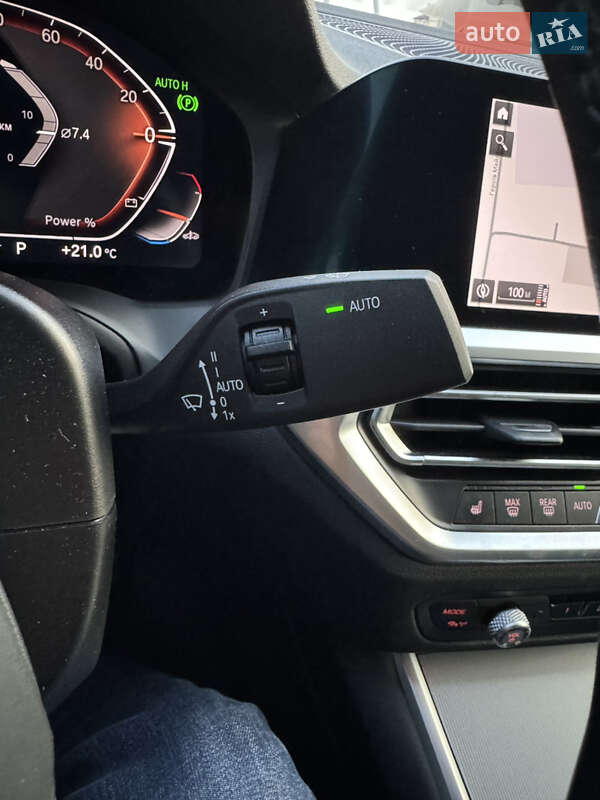 Седан BMW 3 Series 2020 в Львове