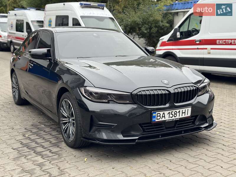 Седан BMW 3 Series 2019 в Одессе