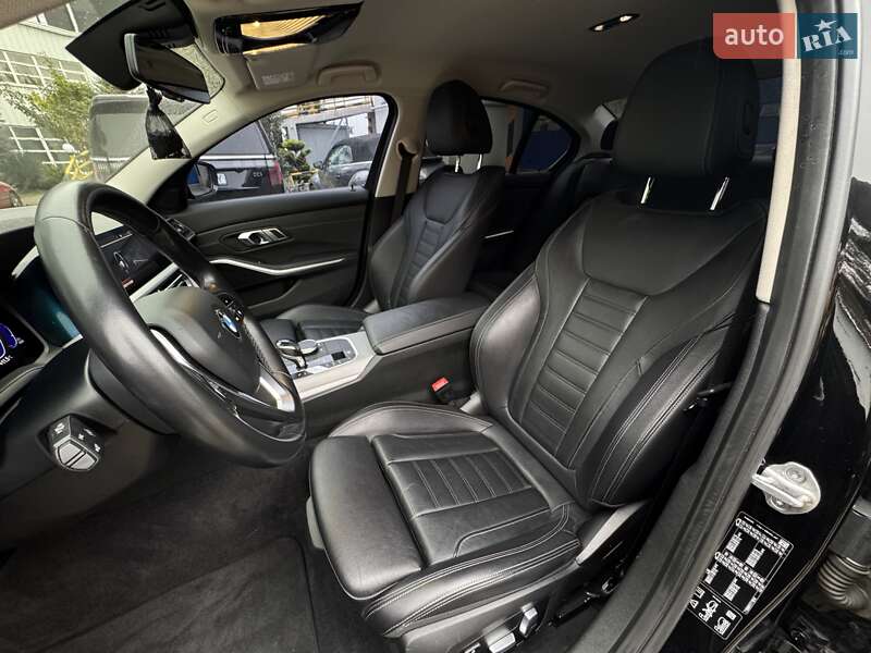 Седан BMW 3 Series 2019 в Одессе
