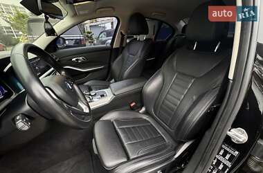 Седан BMW 3 Series 2019 в 