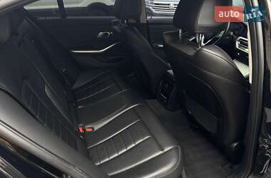 Седан BMW 3 Series 2019 в 
