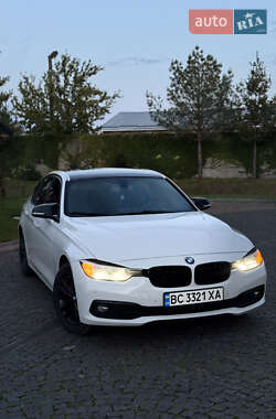 Седан BMW 3 Series 2015 в Жовкве